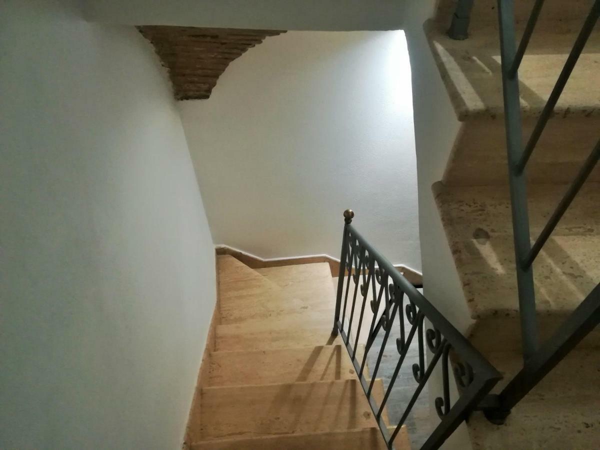 아트리 Casa In Centro Storico Vista Gran Sasso 아파트 외부 사진